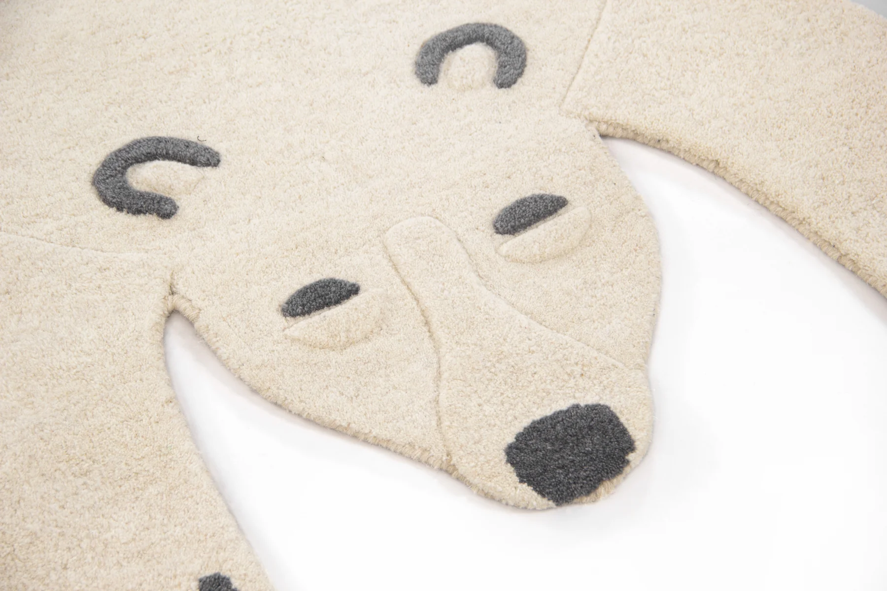 Arctic Bear - Image 2