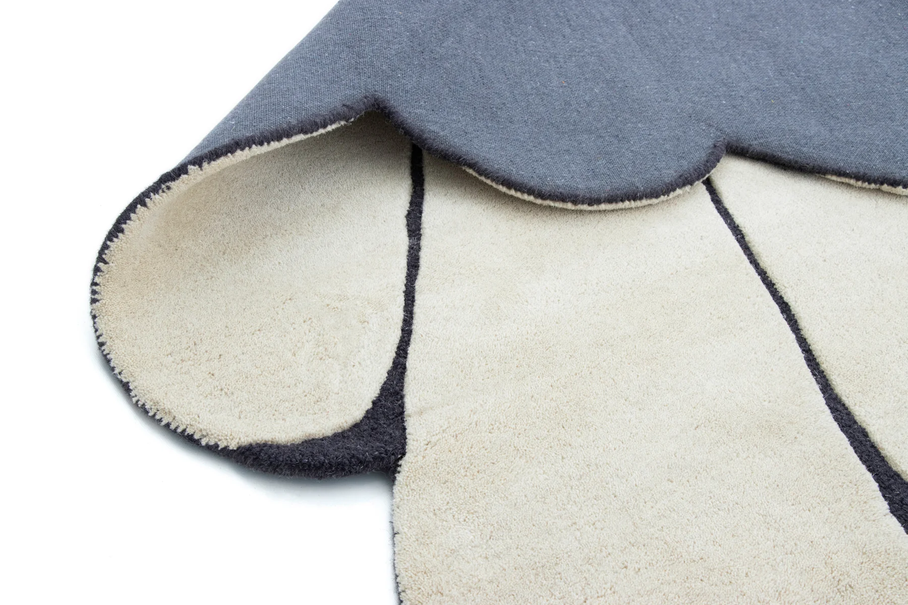Feathers - Image 7