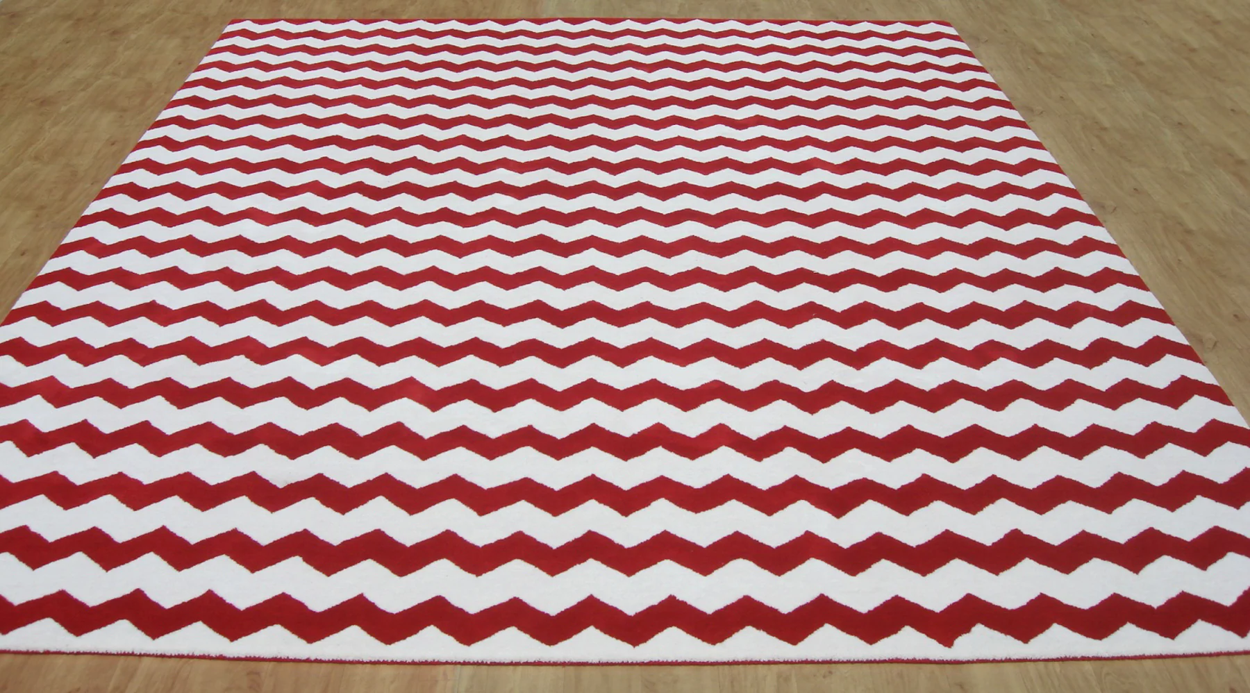 Magic Red - Image 3