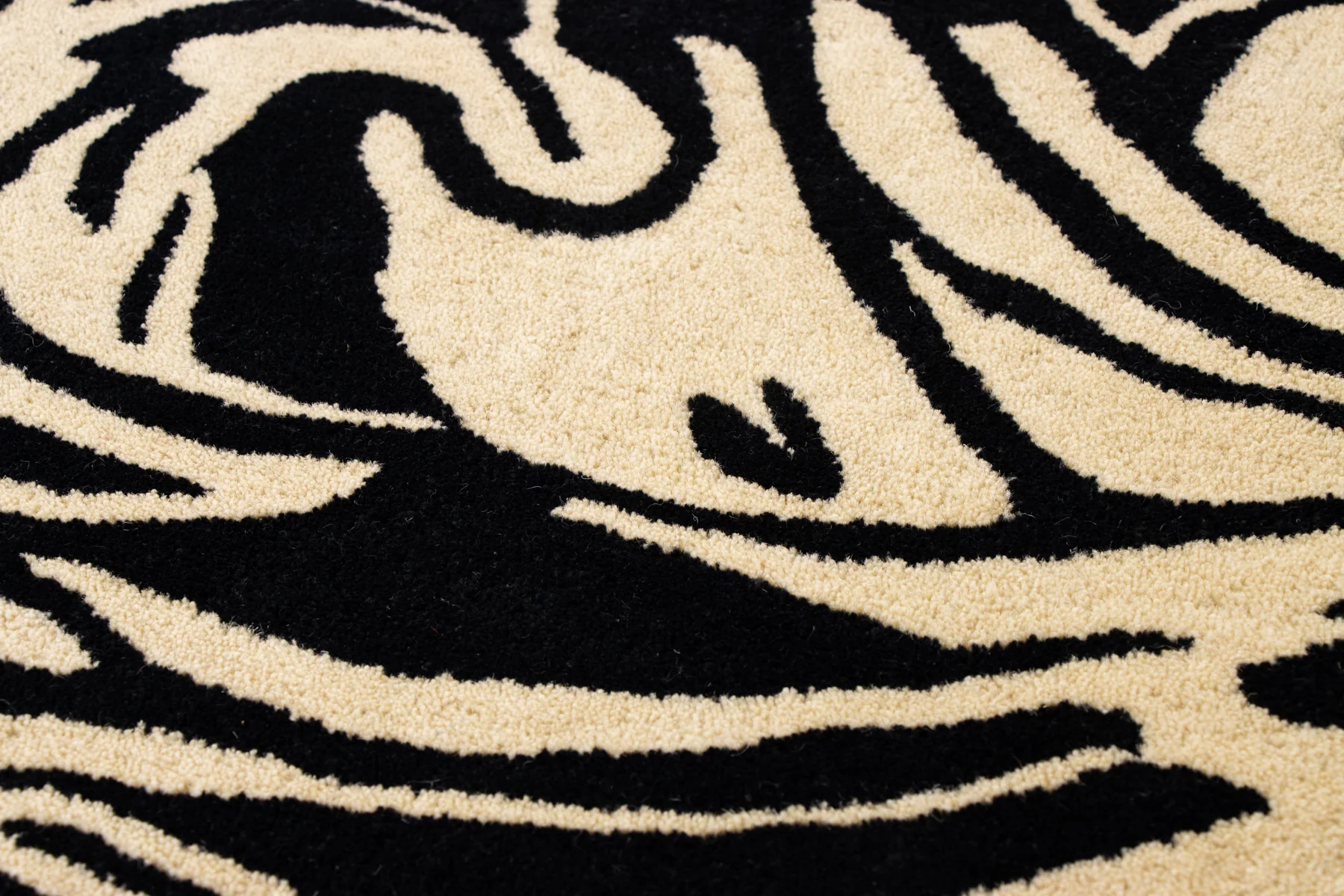 Melting Black & Beige - Image 6