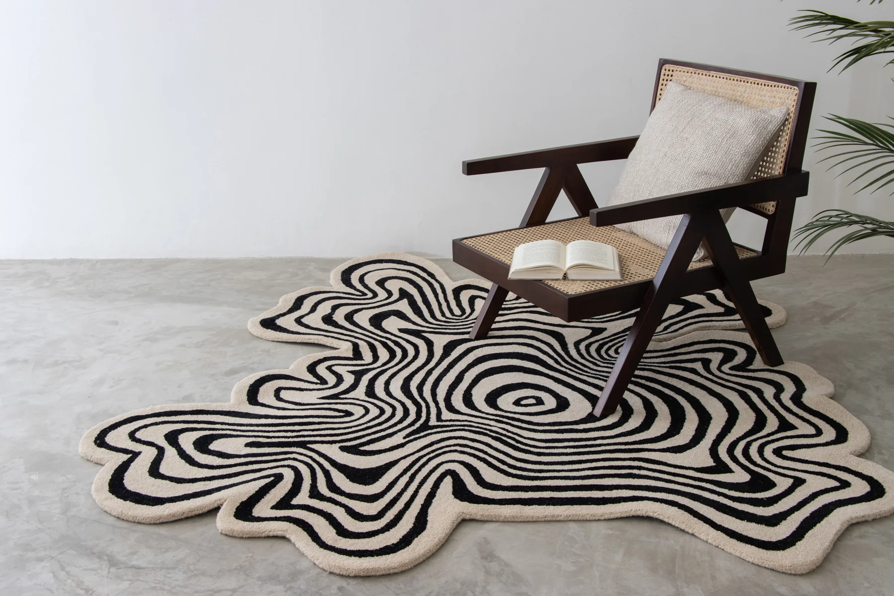 Paint Melt Beige & Black - Image 4